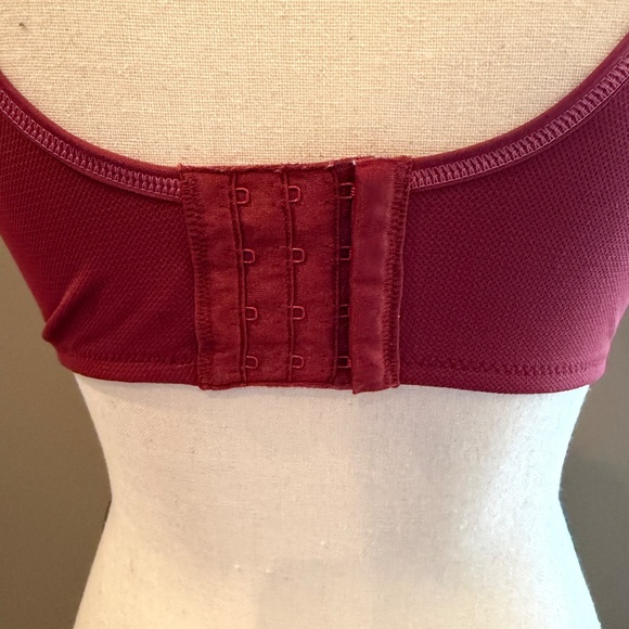 Wacoal #855170 Sport Floating Undersire Bra Burnt Orange Red, Size 38DDD - Picture 3 of 5